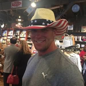 Meet your Posher, Adam